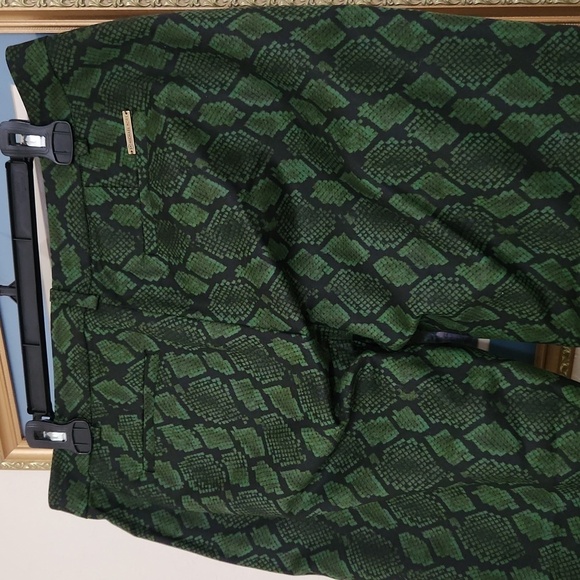 MICHAEL Kors Green Cropped Ankle Pants Snakeskin Dressy Career Office 10 Large - Picture 7 of 10